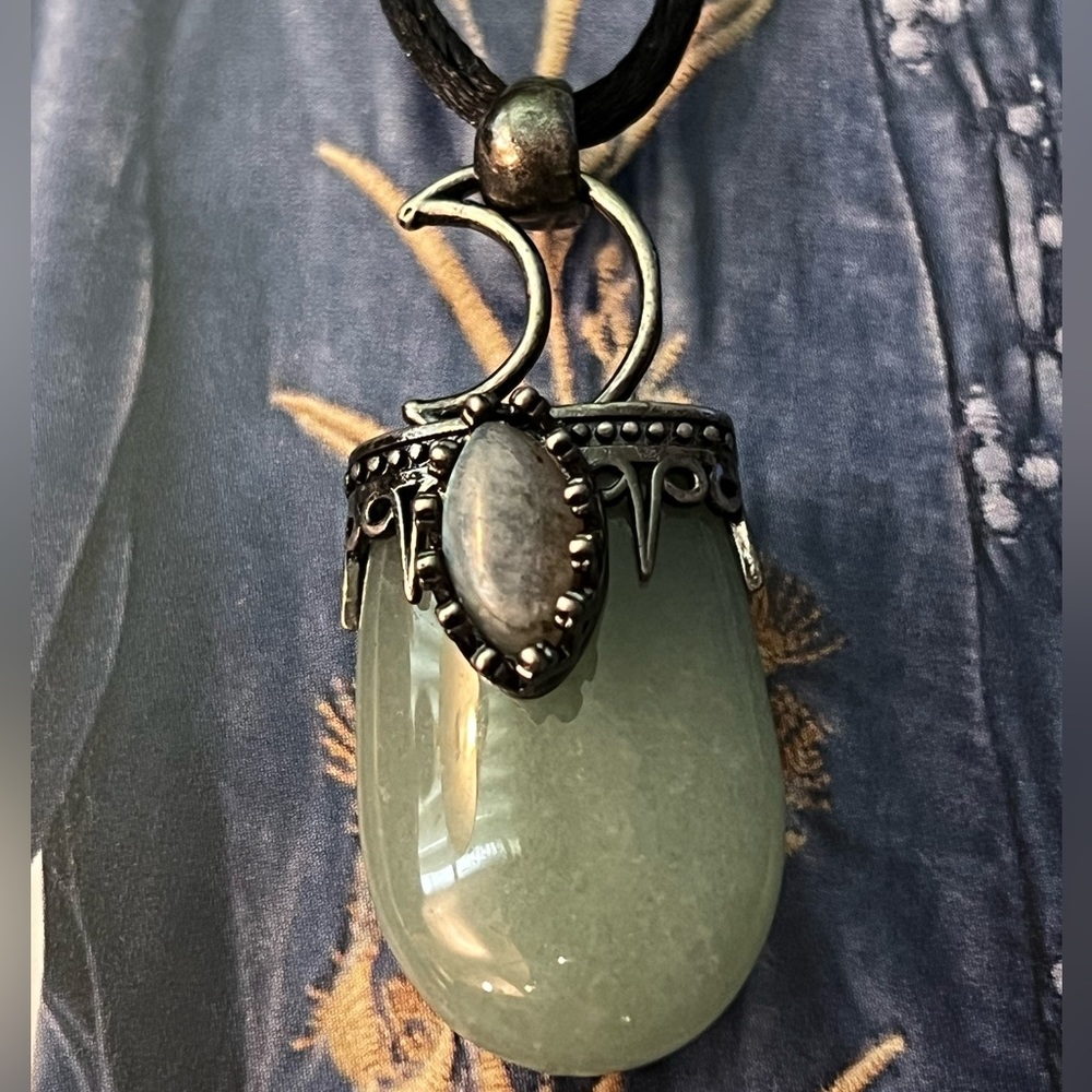 NEW Aventurine & Labradorite necklace